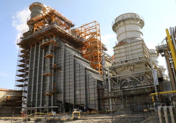 افتتاح نخستین واحد بخار نیروگاه اورمیه توسط وزیر نیرو / خبر وزیر نیرو در مورد رایگان شدن برق مشترکان